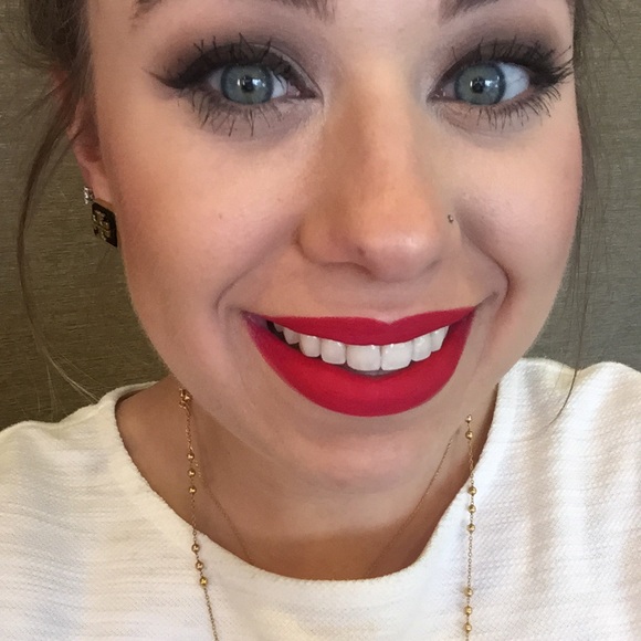 Meet your Posher, Samantha - Picture 1 of 1